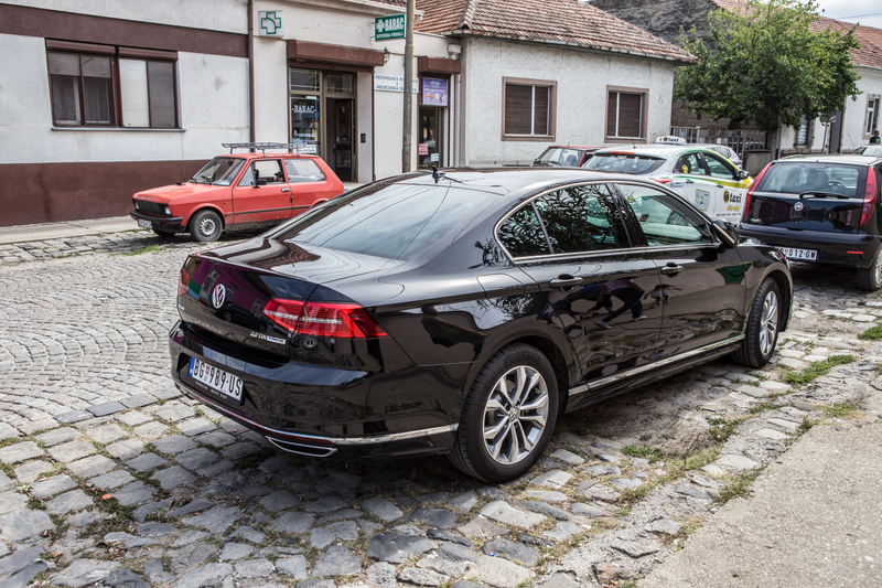 Illustration for article titled Euro cars photo dump
